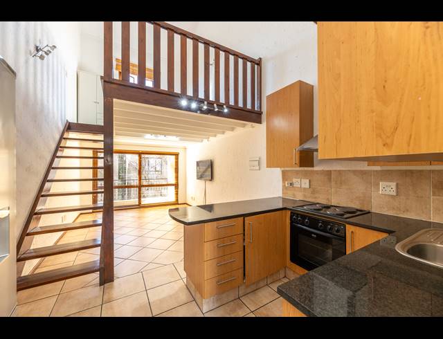 1 BEDROOM APARTMENT FOR SALE IN LONEHILL